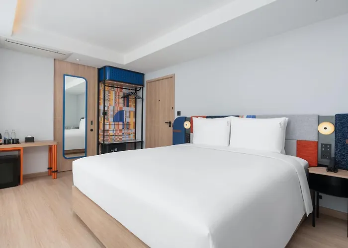 Express Sukhumvit Thonglor By Ihg Bangkok