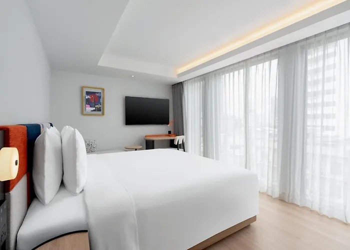 Hotel Express Sukhumvit Thonglor By Ihg